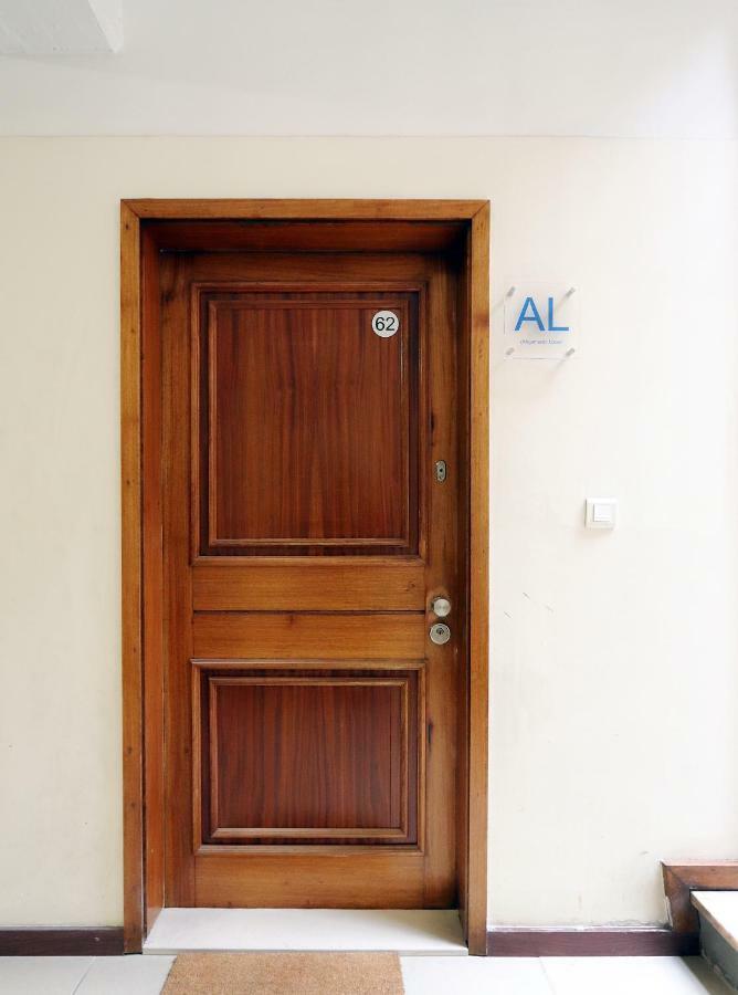 Hm - Living Batalha Square 1 Apartment Porto Exterior photo